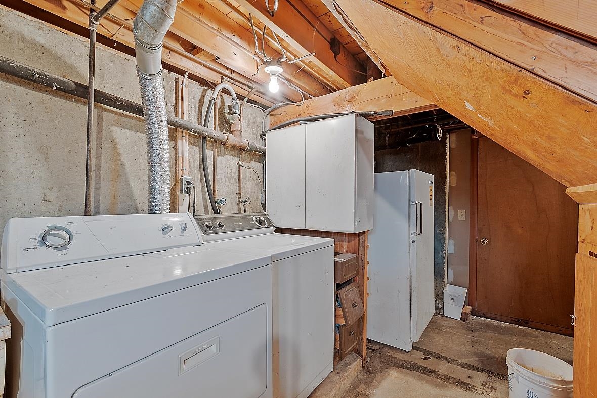 8 Chapman Street Nashua, NH 03060 - Photo 34 of 34
