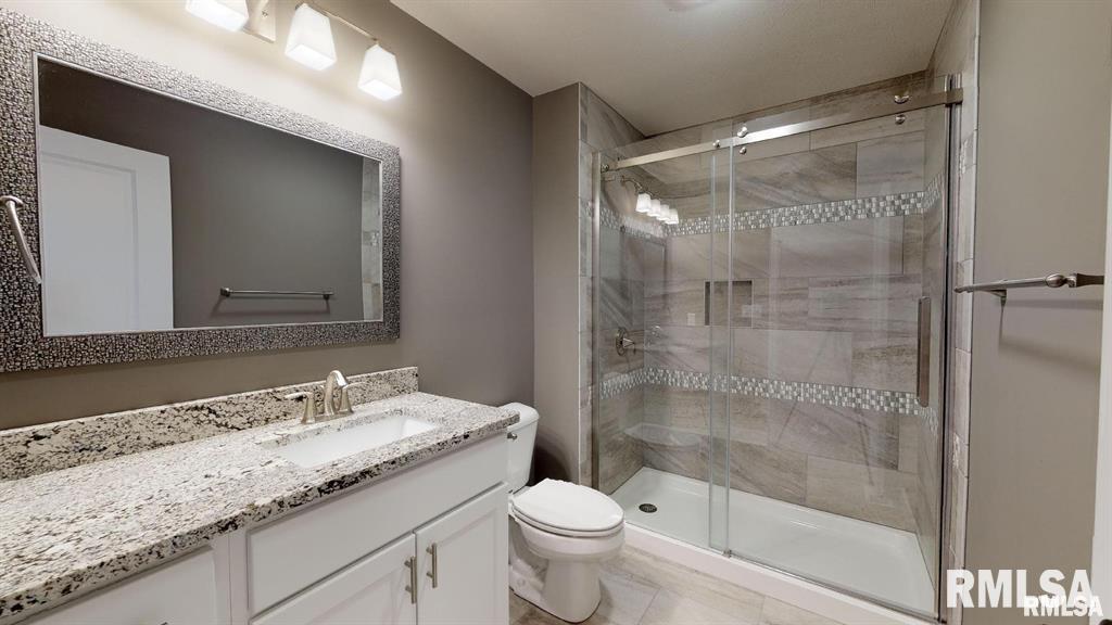 409 Waterwheel Drive Rochester, IL 62563 - Photo 12 of 21