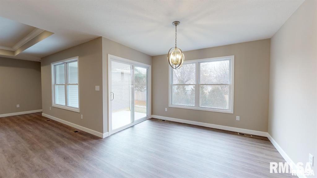 409 Waterwheel Drive Rochester, IL 62563 - Photo 4 of 21