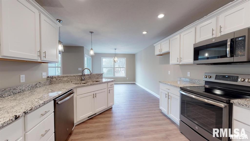 409 Waterwheel Drive Rochester, IL 62563 - Photo 8 of 21