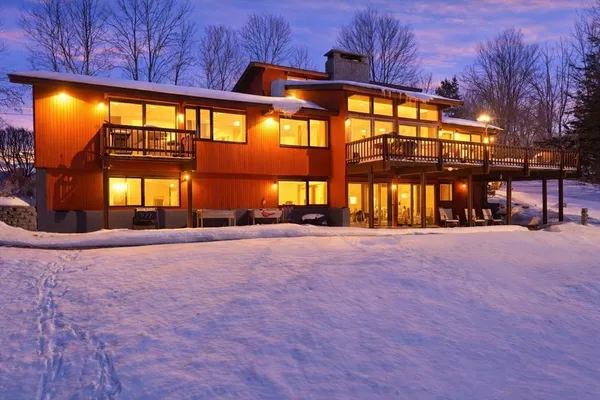 $899,900 | 1023 North Woodstock Road, Southbridge, MA 01550