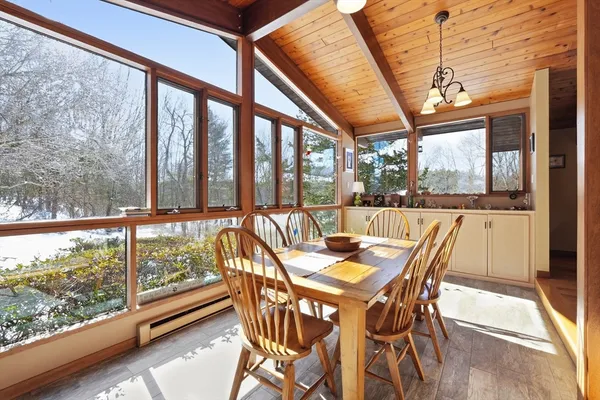 $899,900 | 1023 North Woodstock Road, Southbridge, MA 01550