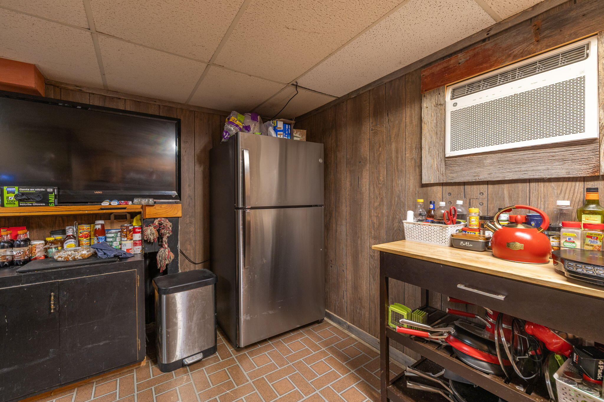 E590 Mundsack Road Genoa, WI 54632 - Photo 15 of 30 Lower level kitchenette 1