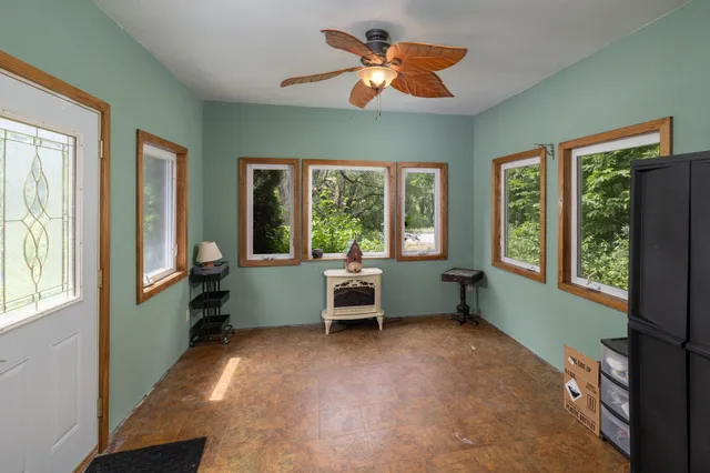 $294,500 | E590 Mundsack Road, Genoa, WI 54632