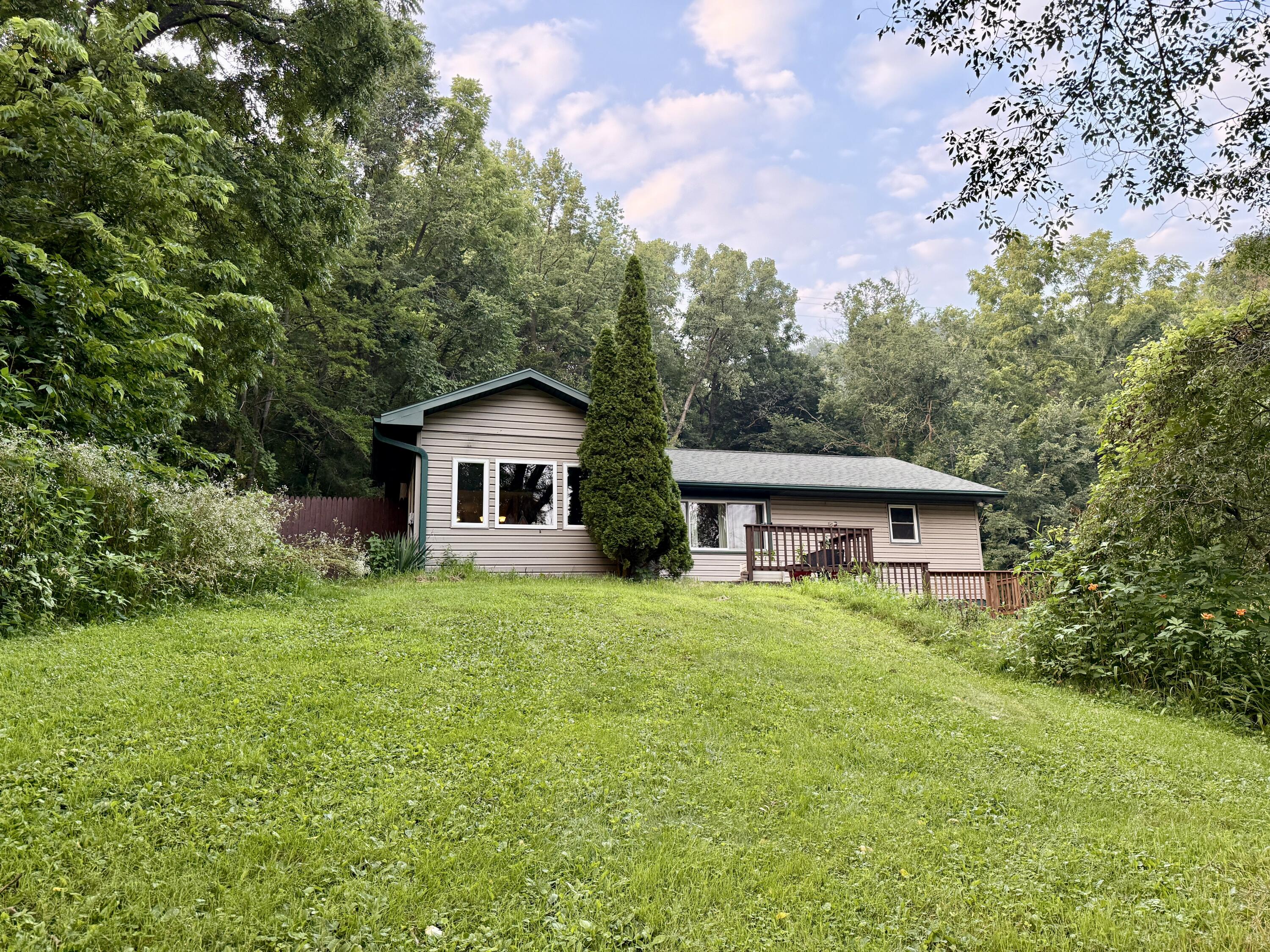 E590 Mundsack Road Genoa, WI 54632 - Photo 22 of 30 Front of House View 1