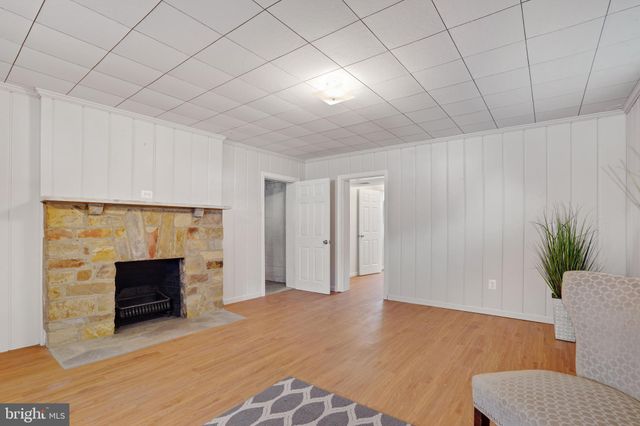 $1,300,000 | 5322 North 26th Street North, Arlington, VA 22207