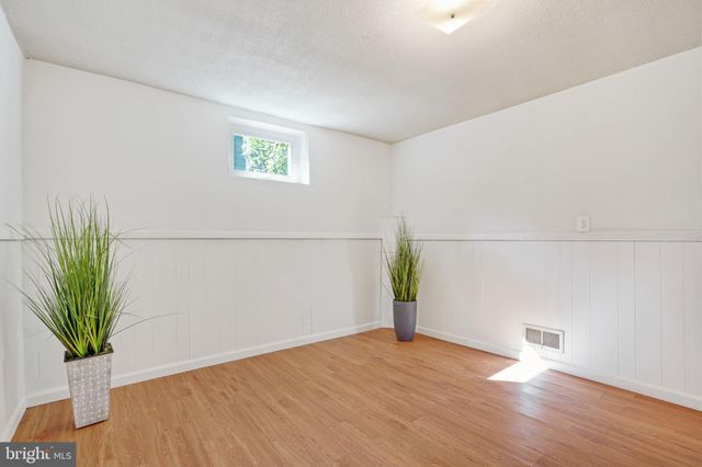 $1,300,000 | 5322 North 26th Street North, Arlington, VA 22207