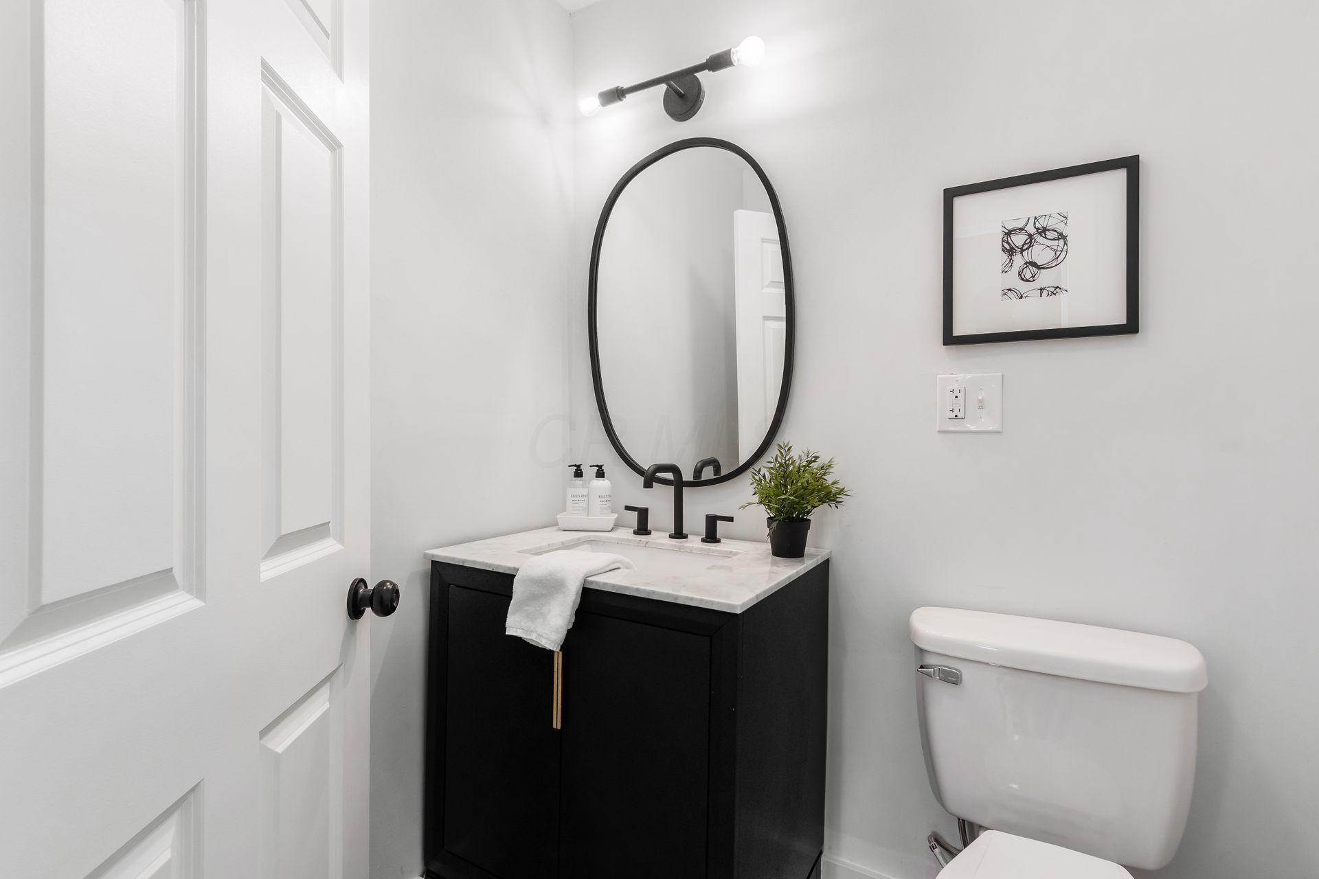 102 West Pacemont Road Columbus, OH 43202 - Photo 26 of 52 Gallery Image 26