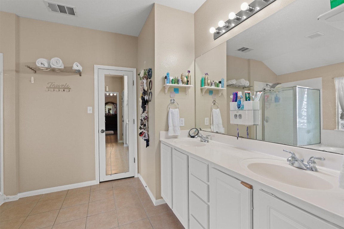 2334 Caprock Place Georgetown, TX 78626 - Photo 18 of 36