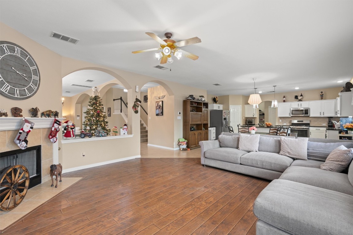 2334 Caprock Place Georgetown, TX 78626 - Photo 7 of 36