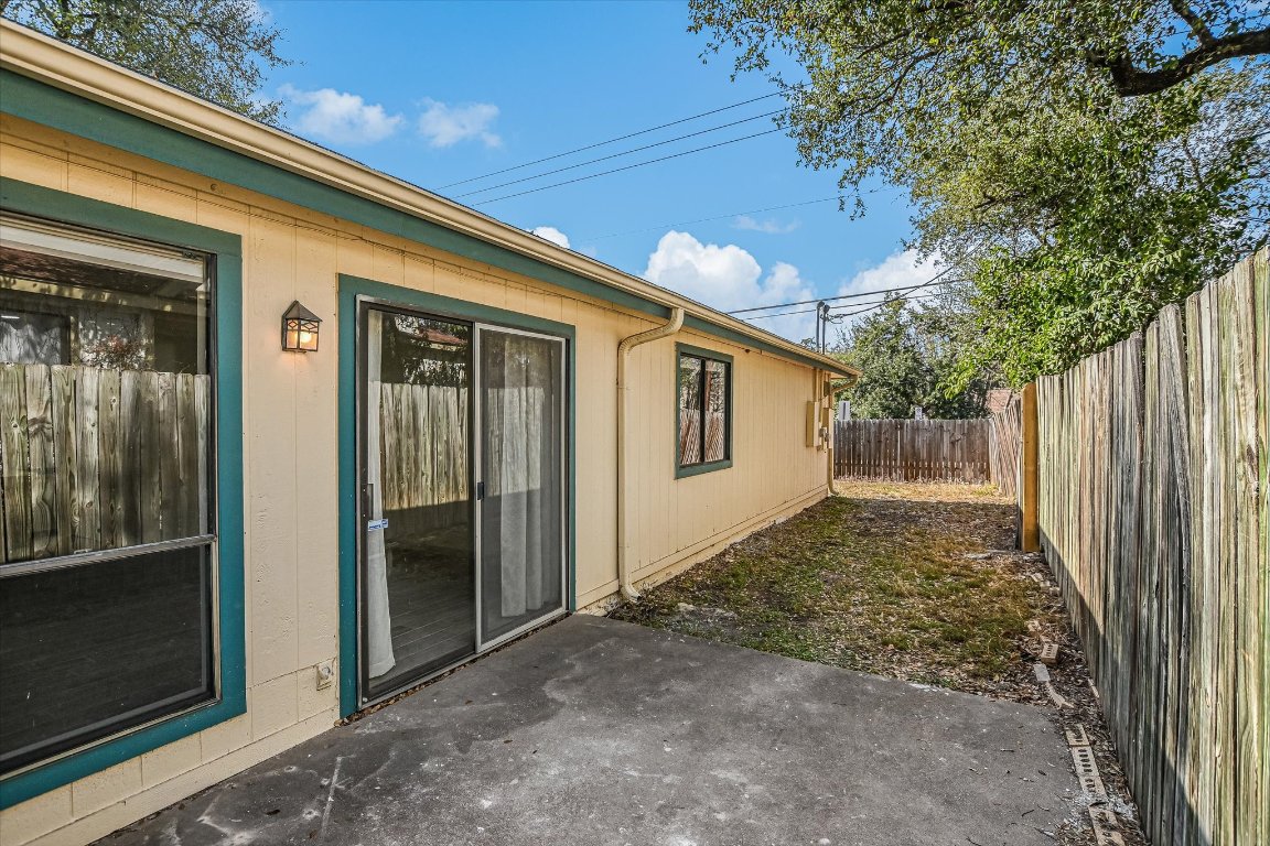 8415 Fathom Circle, Unit B Austin, TX 78750 - Photo 13 of 17 a view of backyard of house