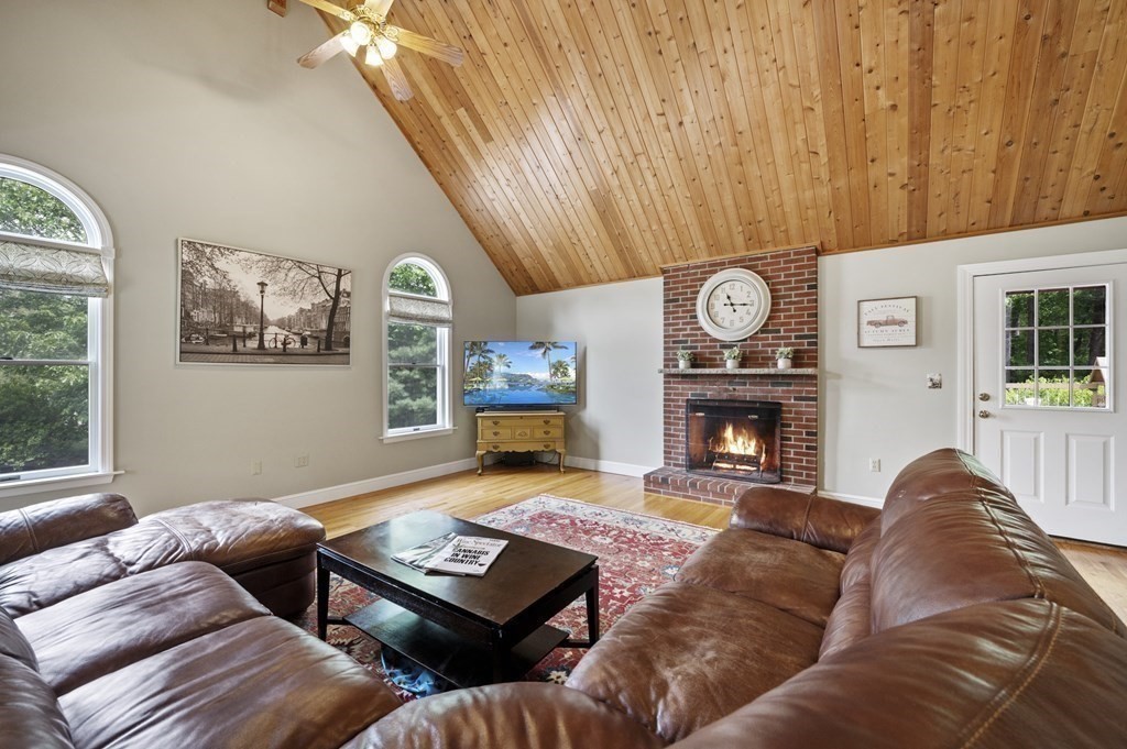39 Southwick Road North Reading, MA 01864 - Photo 15 of 36 Gallery Image 15