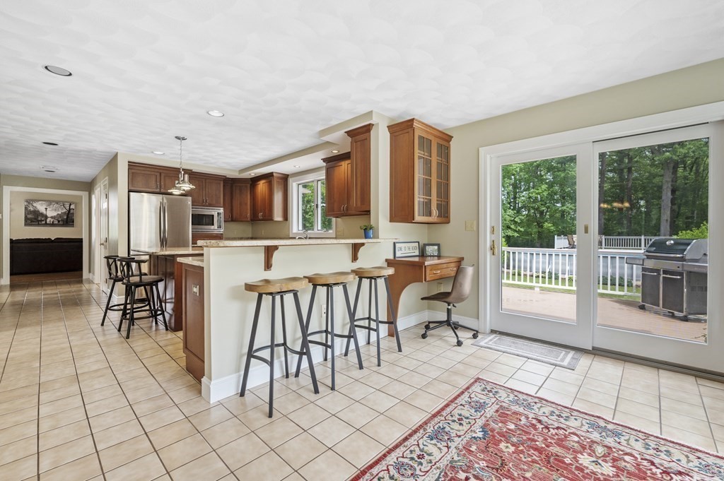 39 Southwick Road North Reading, MA 01864 - Photo 7 of 36 Gallery Image 7