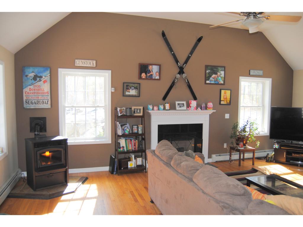 117 Calef Island Road Barrington, NH 03825 - Photo 6 of 35