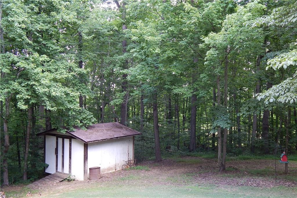 1176 Hill Road King, NC 27021 - Photo 21 of 24