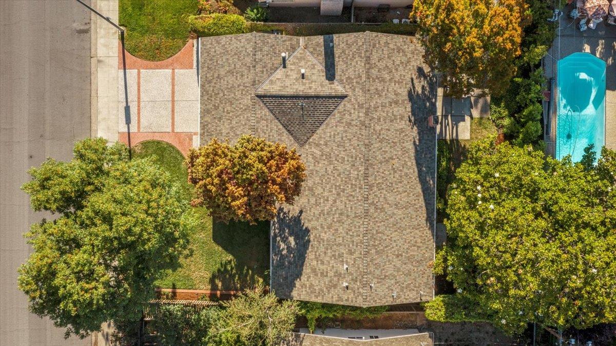 877 West Knickerbocker Drive Sunnyvale, CA 94087 - Photo 34 of 51 a picture of a yard with plants