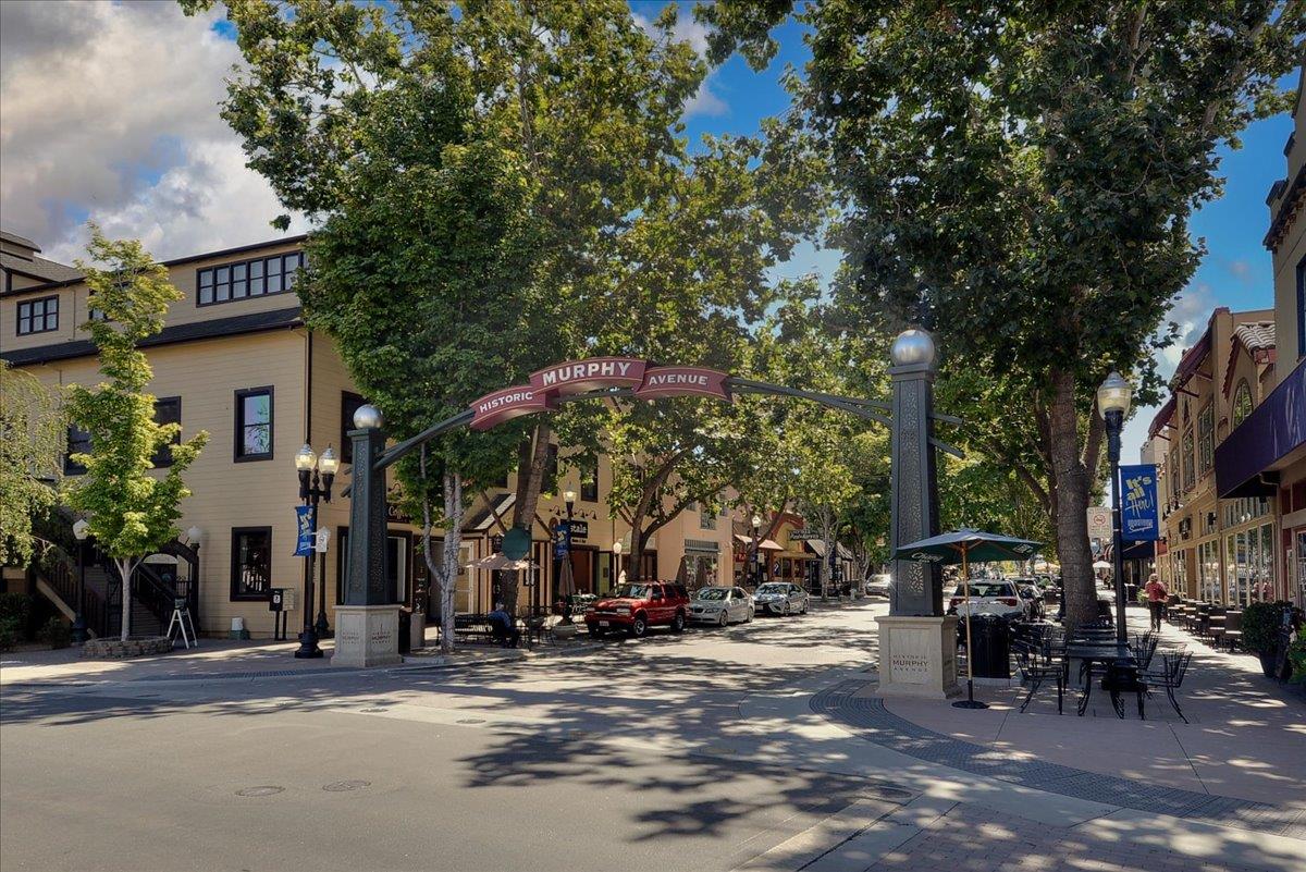 877 West Knickerbocker Drive Sunnyvale, CA 94087 - Photo 49 of 51 a street view with sitting area