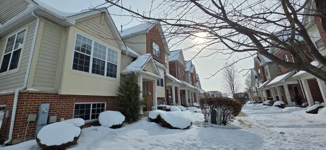 $289,900 | 4325 Timber Ridge Court, Joliet, IL 60431