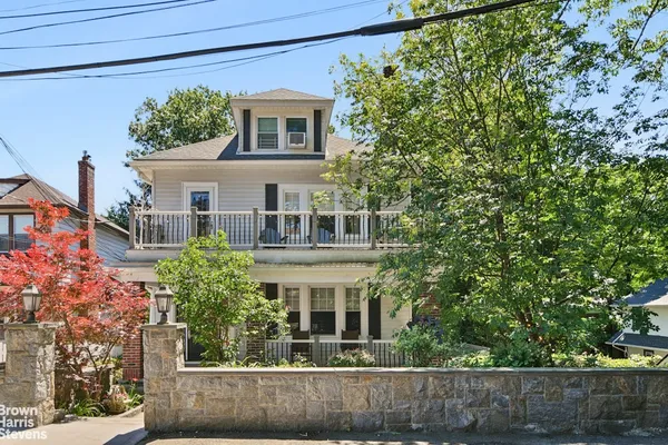 $1,699,500 | 5612 Delafield Avenue | North Riverdale