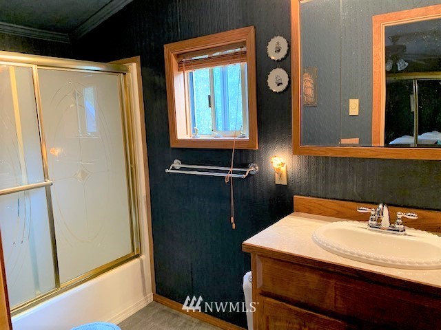 182 Sunstone Road Packwood, WA 98361 - Photo 6 of 16 Gallery Image 6