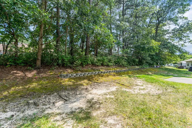 $459,999 | 95 Chaucer Court, Lakewood, NJ 08701