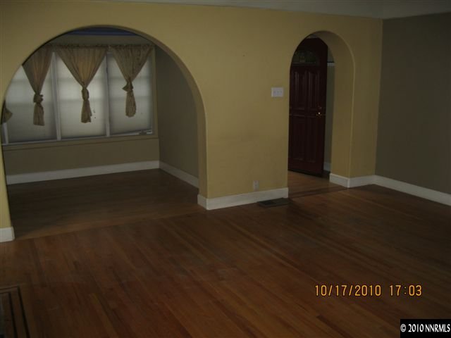 825 La Rue Avenue Reno, NV 89509 - Photo 4 of 13 a view of wooden floor in hallway
