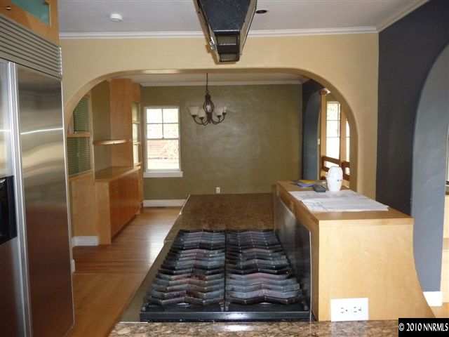 825 La Rue Avenue Reno, NV 89509 - Photo 7 of 13 a bathroom with a sink and a mirror