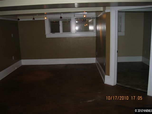 825 La Rue Avenue Reno, NV 89509 - Photo 9 of 13 a view of locker room