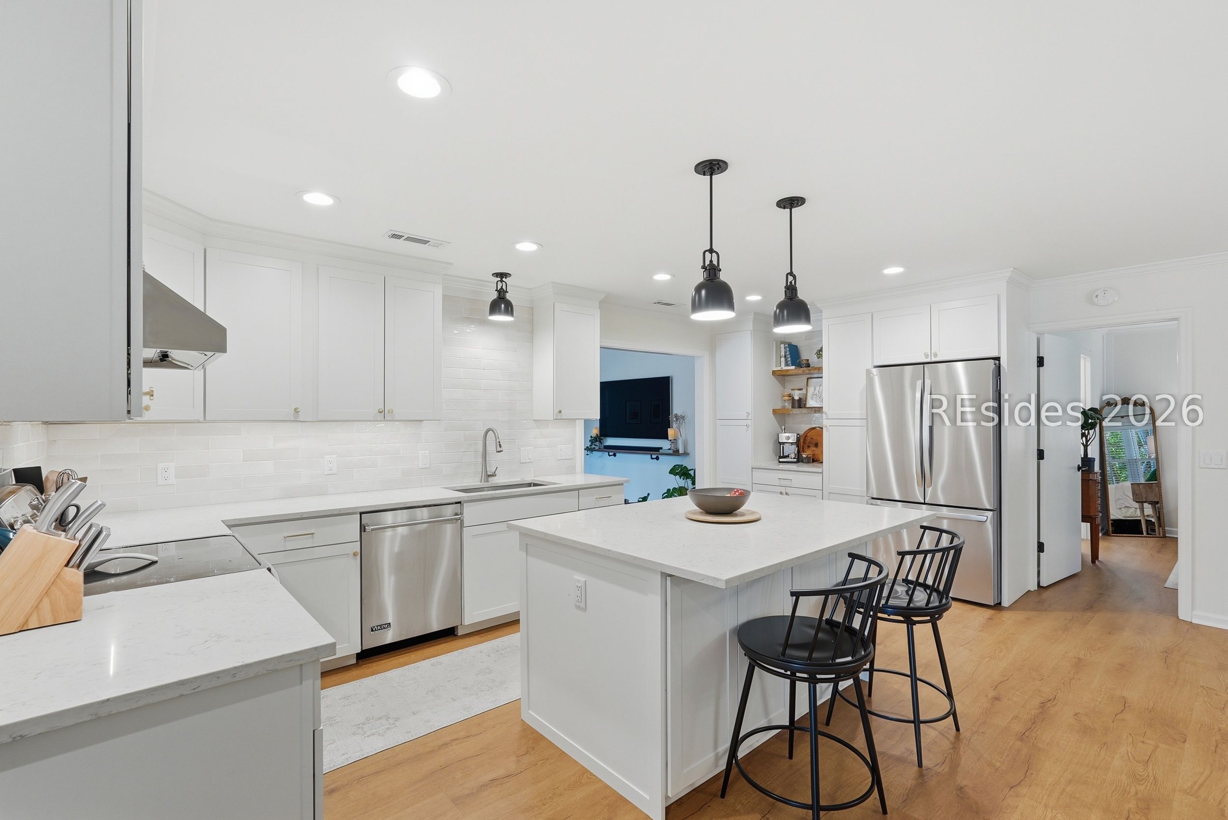 662 Old House Road Ridgeland, SC 29936 - Photo 16 of 54 Stainless Appliances & Thoughtful Modern Finishes.