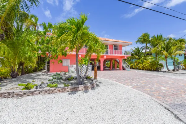 $1,550,000 | 29635 Saratoga Avenue, Big Pine Key, FL 33043