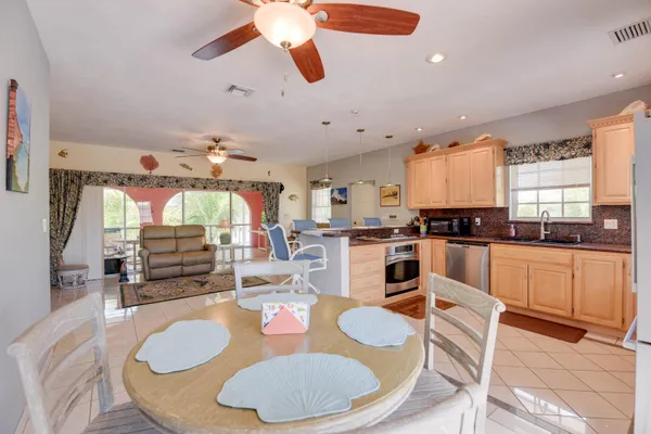 $1,550,000 | 29635 Saratoga Avenue, Big Pine Key, FL 33043