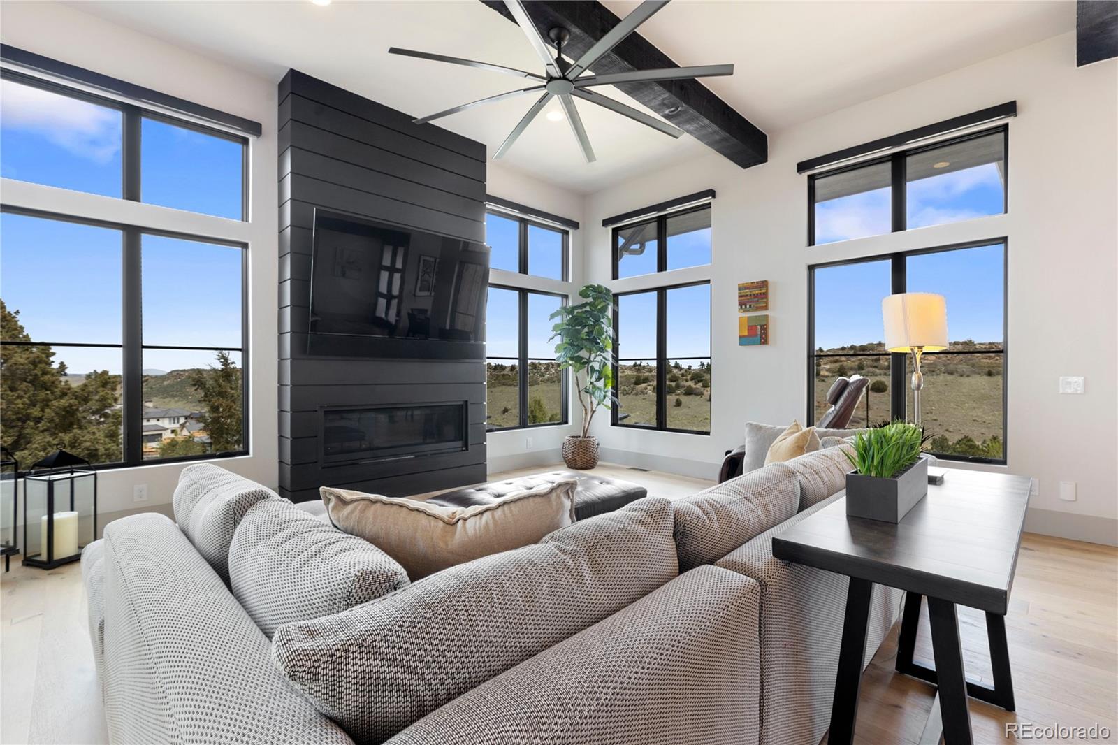 7775 Raphael Lane Littleton, CO 80125 - Photo 11 of 39 Gallery Image 11