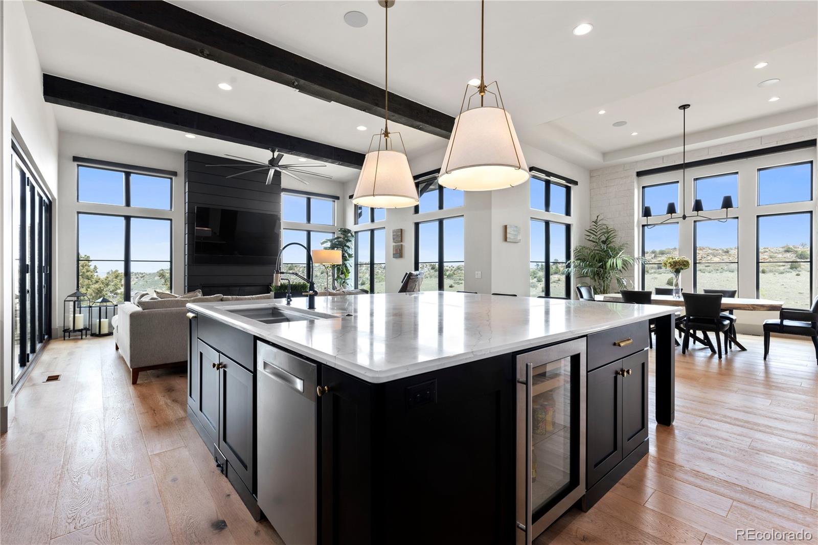 7775 Raphael Lane Littleton, CO 80125 - Photo 6 of 39 Gallery Image 6