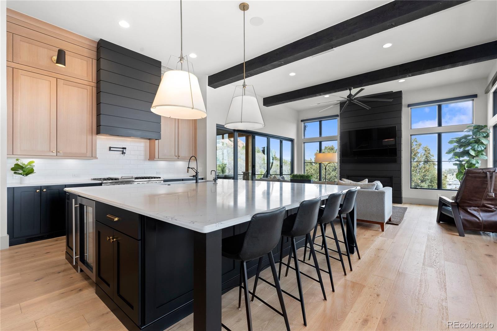 7775 Raphael Lane Littleton, CO 80125 - Photo 8 of 39 Gallery Image 8
