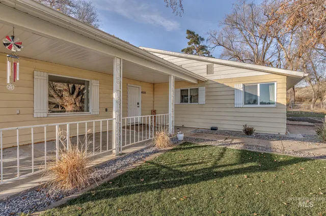 $460,000 | 4555 Hyline Road, Ontario, OR 97914