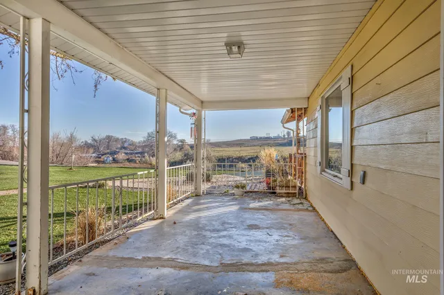 $460,000 | 4555 Hyline Road, Ontario, OR 97914