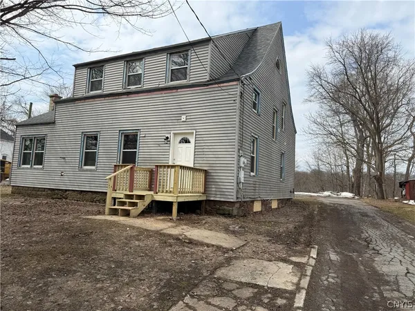 $1,800 | 156 Oswego Street, Hannibal, NY 13074