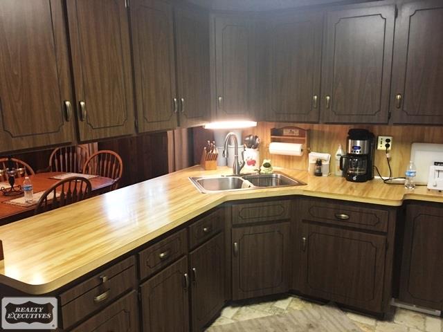 55125 Hayes Road Utica, MI 48315 - Photo 10 of 31 31323110-9.JPG