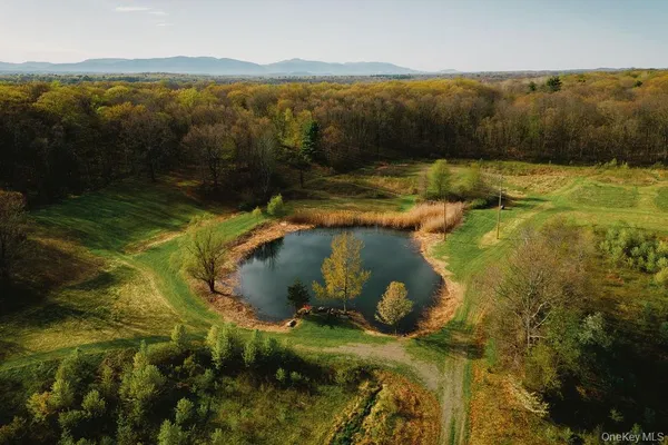 $825,000 | 255 Ny-308, Rhinebeck, NY 12572