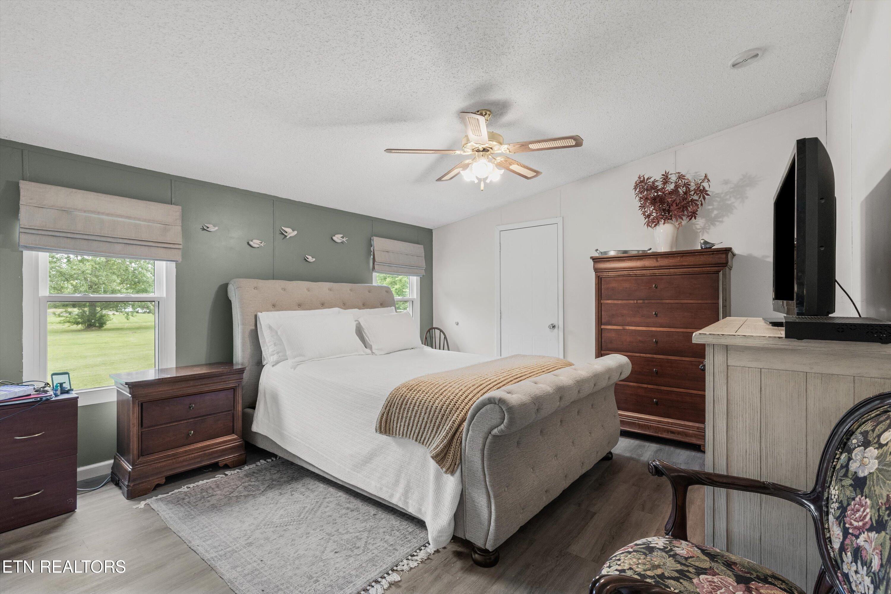 928 Walker Road Maryville, TN 37801 - Photo 18 of 33 Primary Bedroom