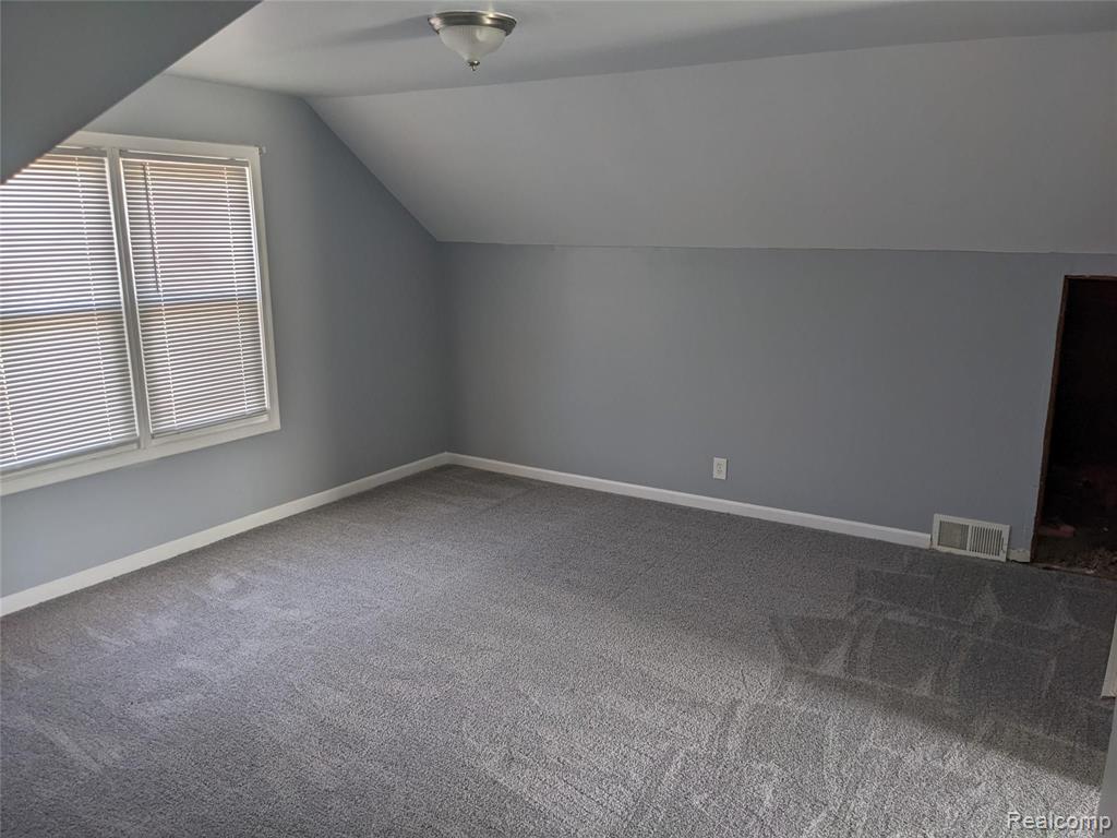 10033 Patton Street Detroit, MI 48228 - Photo 24 of 28