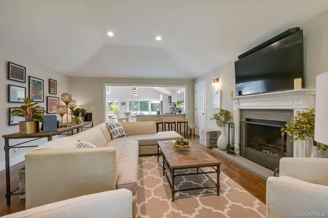 $2,495,000 | 24 Shadyrest Drive, Sag Harbor, NY 11963