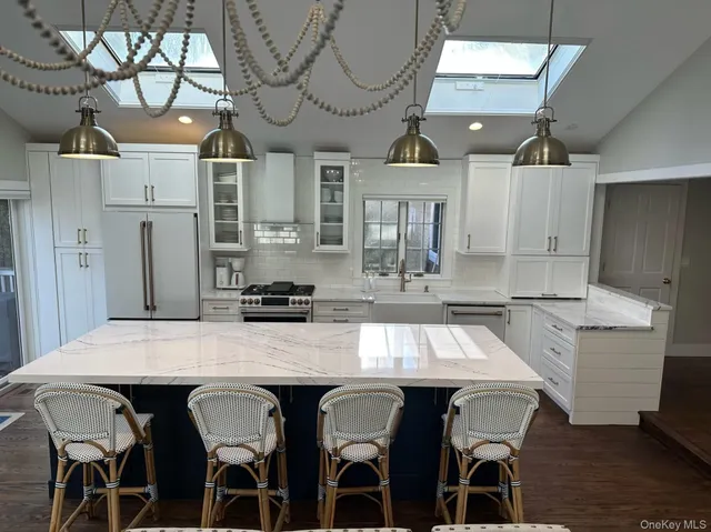 $2,395,000 | 24 Shadyrest Drive, Sag Harbor, NY 11963