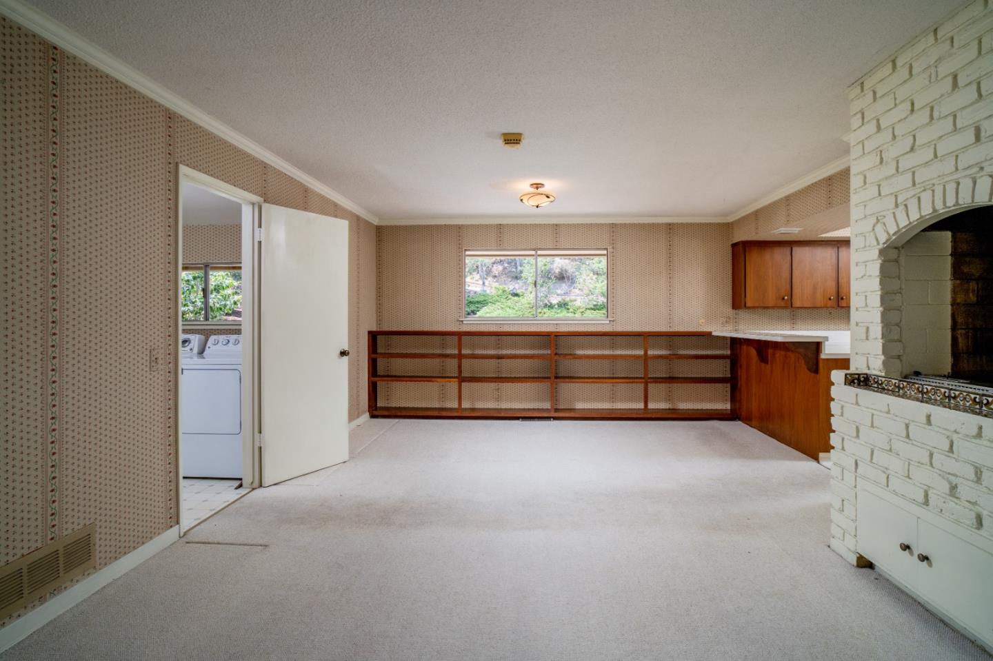 5 Forest Knoll Road Monterey, CA 93940 - Photo 7 of 26 Gallery Image 7