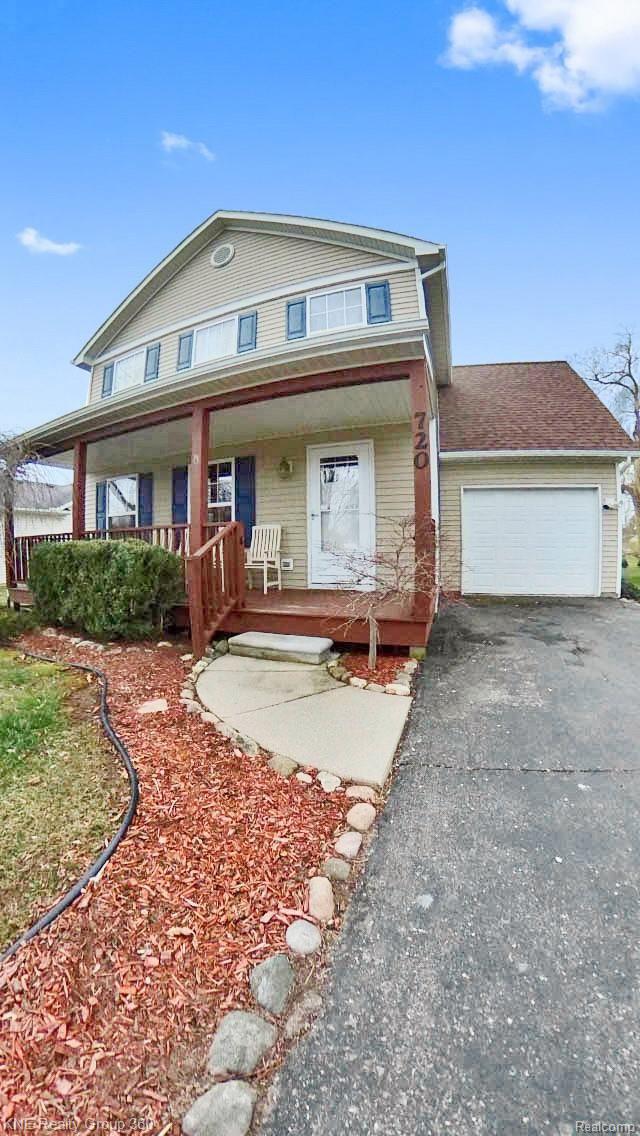 720 Brower Road Fowlerville, MI 48836 - Photo 2 of 38 720_brower-38.jpg