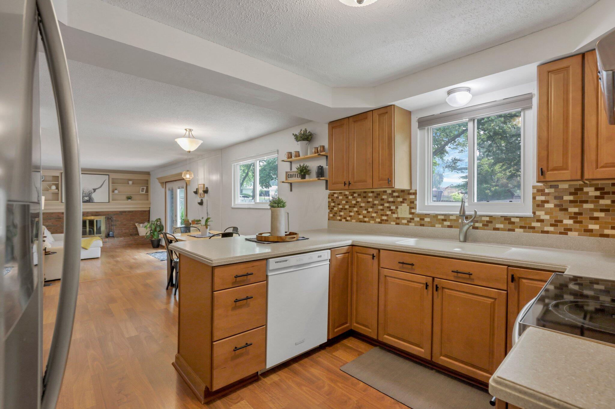 188 Landover Road Columbus, OH 43230 - Photo 14 of 65 Kitchen