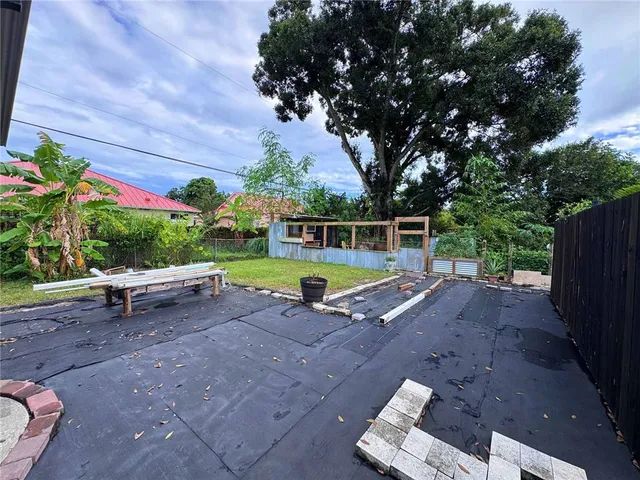 a view of outdoor space with entertaining space