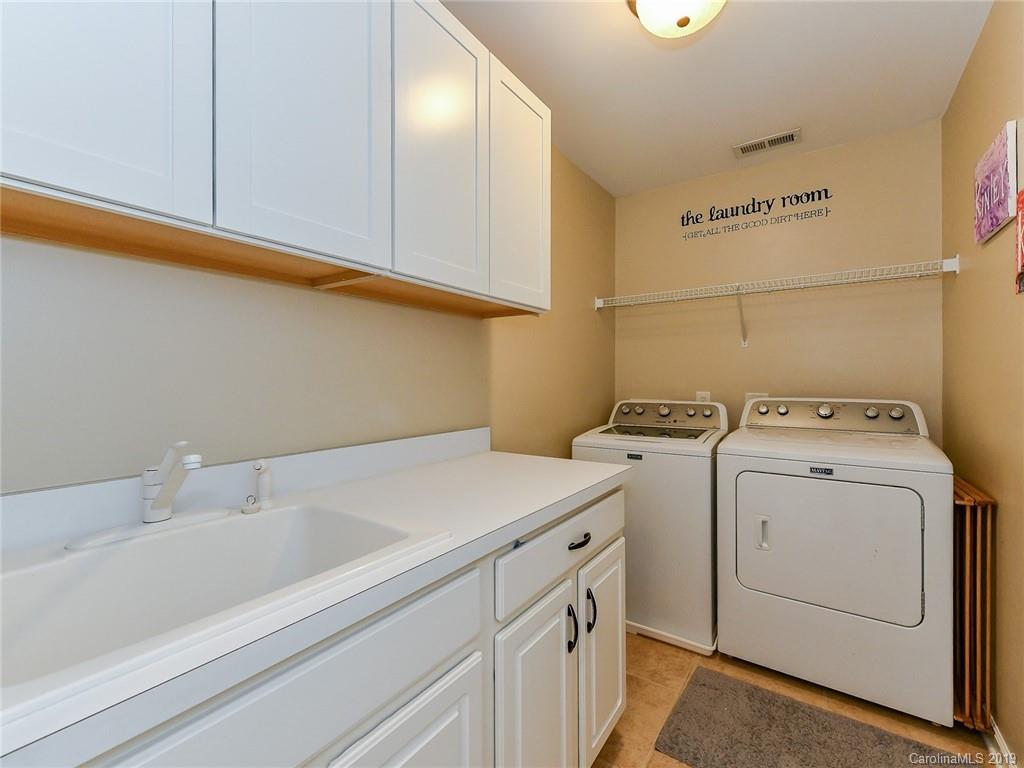 4723 Lapis Court Fort Mill, SC 29708 - Photo 27 of 36 a utility room with dryer and washer