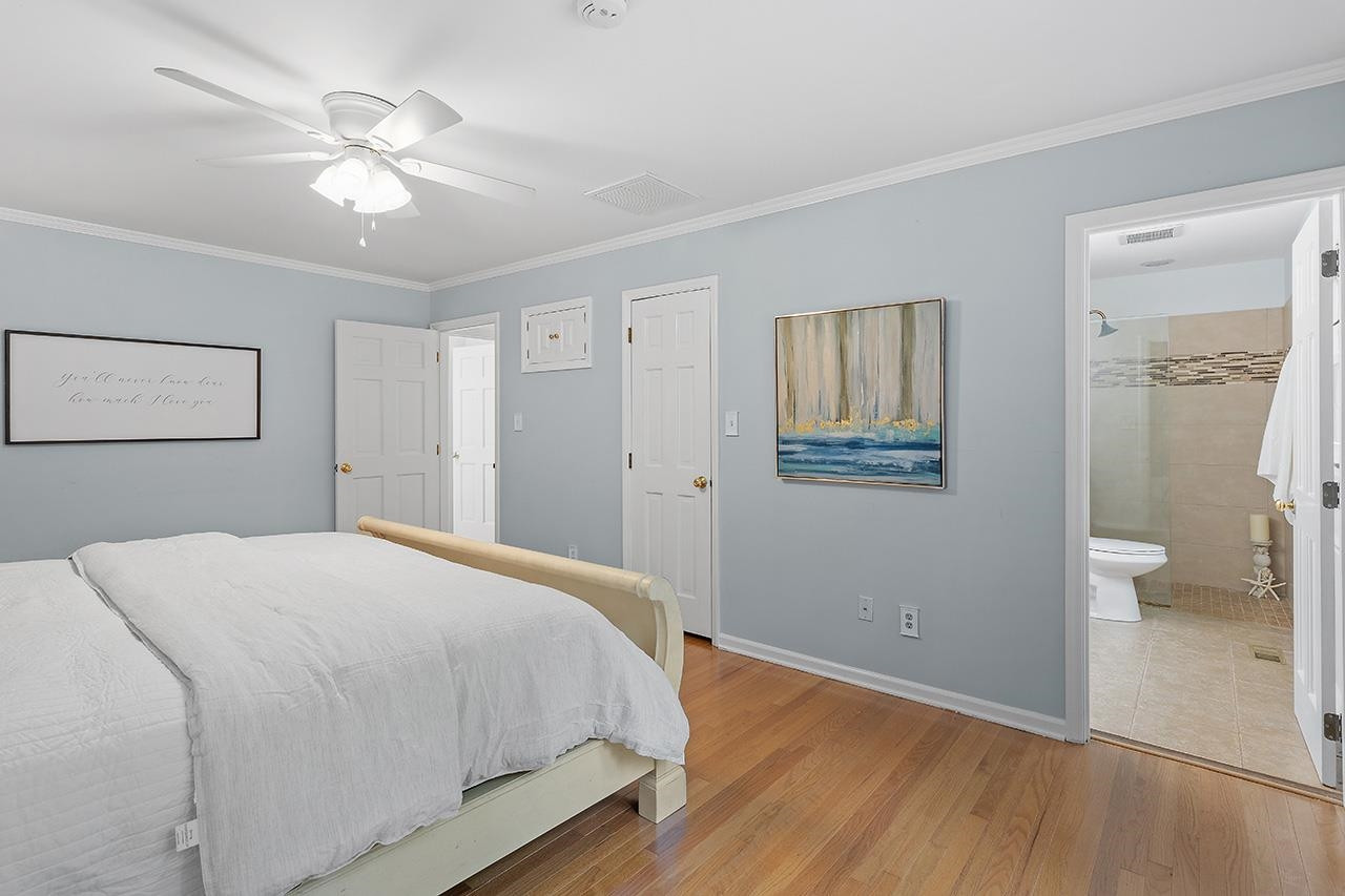 124 Bayleaf Drive Raleigh, NC 27615 - Photo 28 of 40 Primary Bedroom w/Ensuite Bath