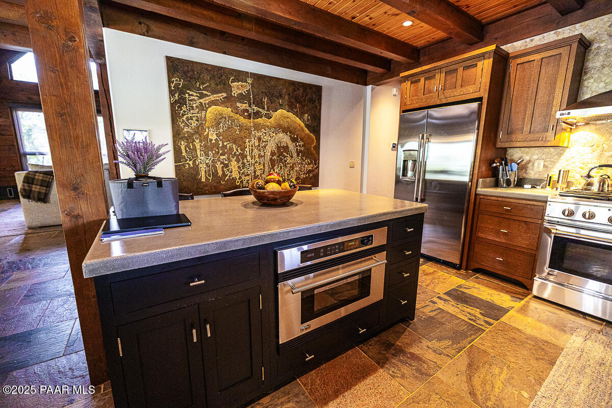 2505 East Old Miner Road Prescott, AZ 86303 - Photo 24 of 114 Kitchen